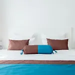 Malak Apartments